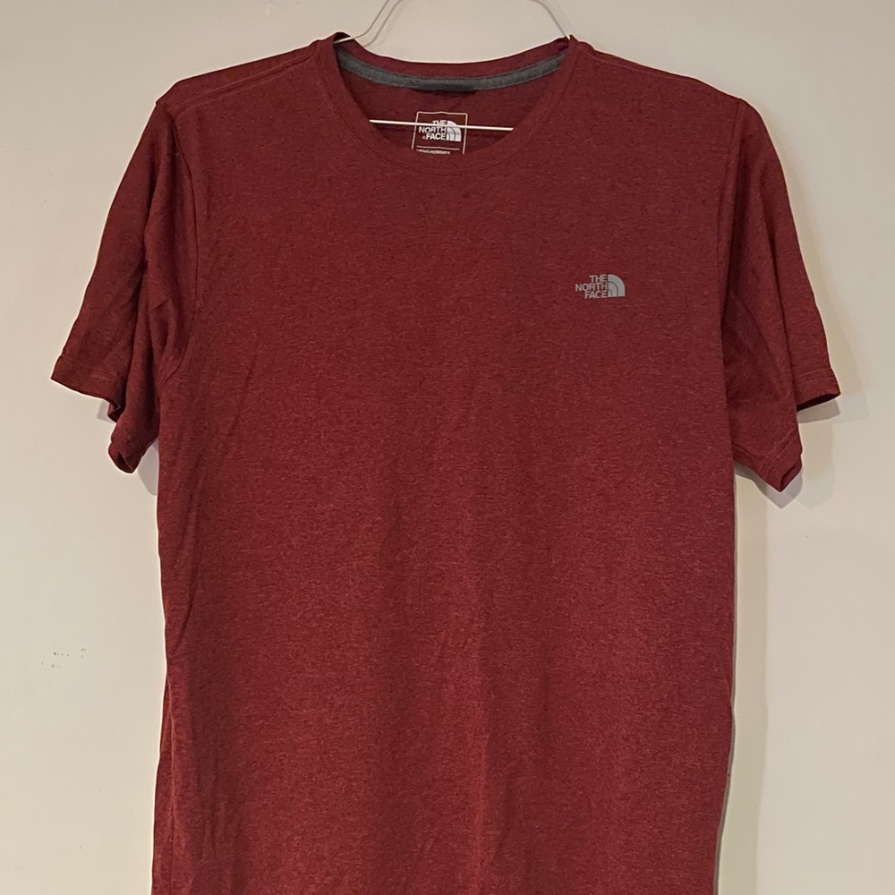 North Face 100% Polyester Tee